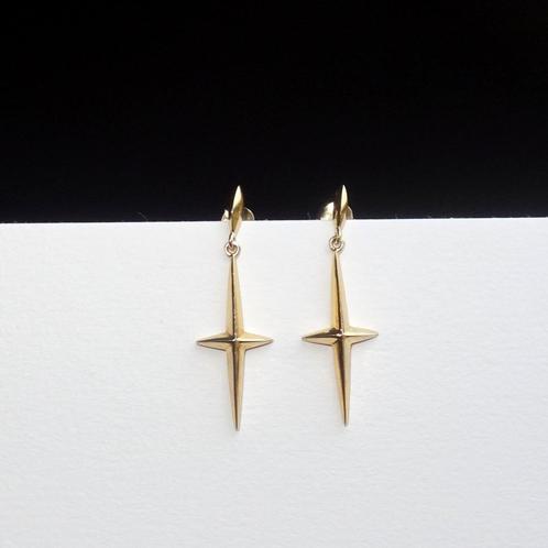 925 Zilver - Gold-plated hangemaakte stervormige oorstekers, Bijoux, Sacs & Beauté, Boucles d'oreilles, Comme neuf, Puces ou Clous