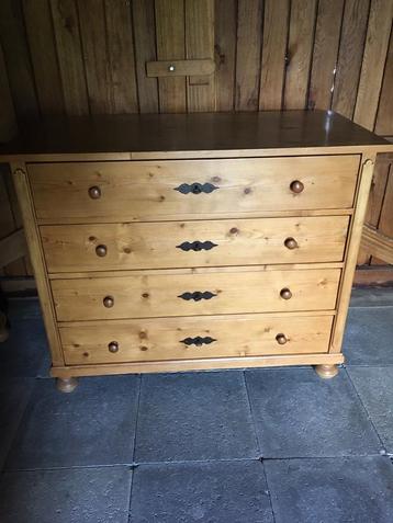 ladekast pitch pine beschikbaar voor biedingen