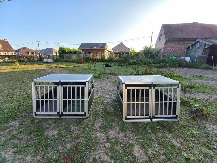 Autobench zonder tussenschot, Dieren en Toebehoren, Transportboxen, Gebruikt, Ophalen