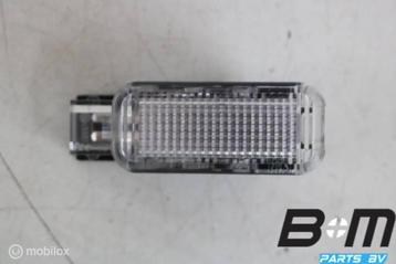 Voetenruimteverlichting Audi A3 8V 4B0947415A beschikbaar voor biedingen