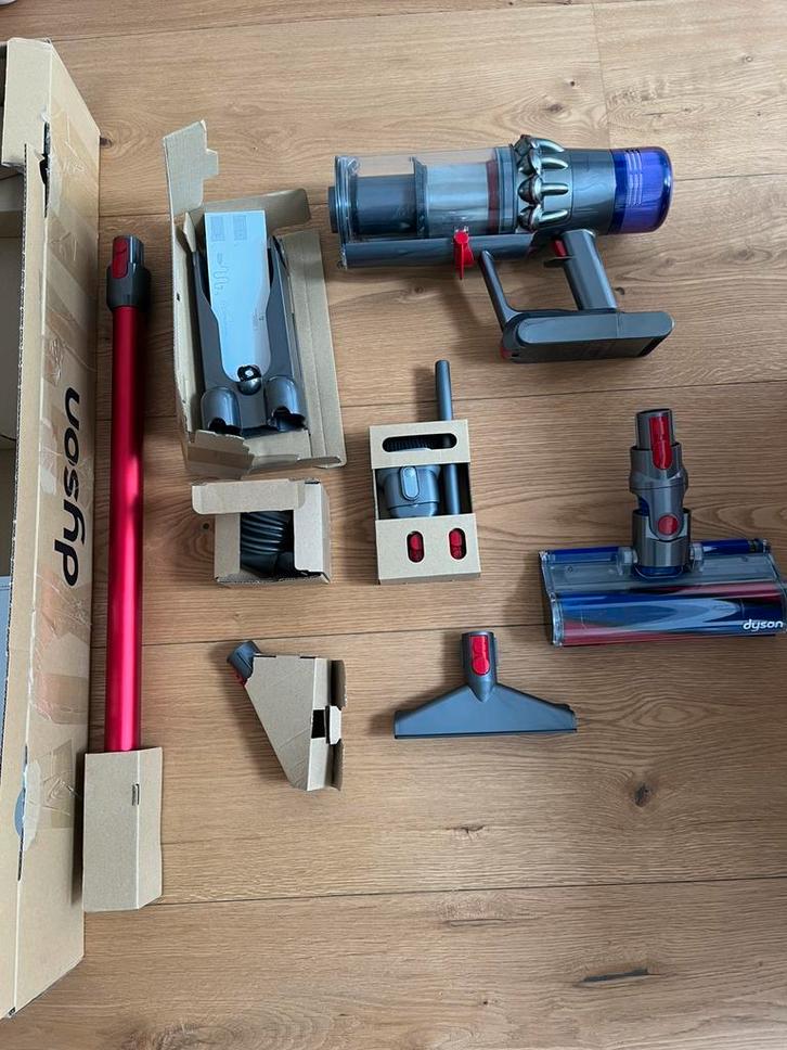 Dyson v11 stofzuiger in goede staat!!!, Elektronische apparatuur, Stofzuigers, Zo goed als nieuw, Stofzuiger, Ophalen of Verzenden