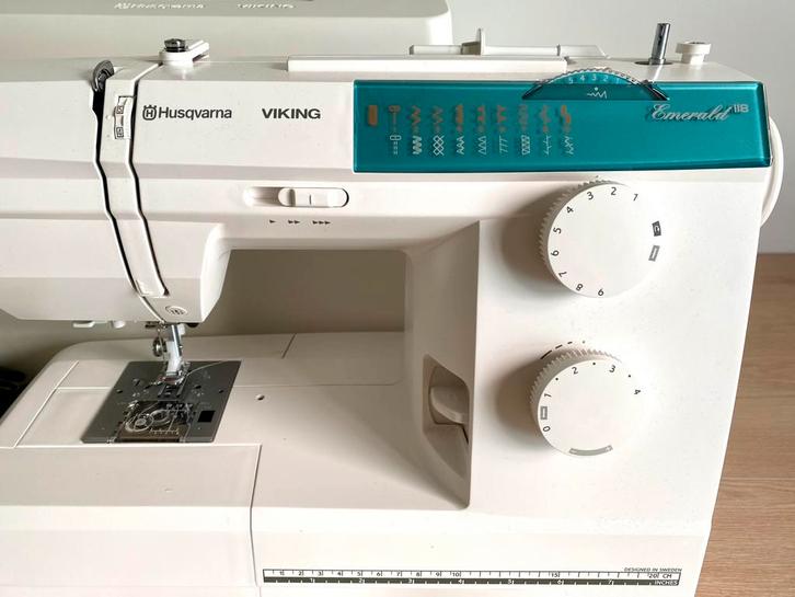 Husqvarna naaimachine NIEUW, Hobby & Loisirs créatifs, Machines à coudre & Accessoires, Neuf, Machine à coudre, Husqvarna, Enlèvement