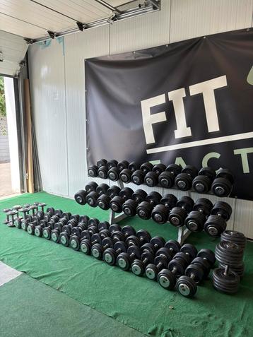 2-48kg dumbell set halters fitness beschikbaar voor biedingen