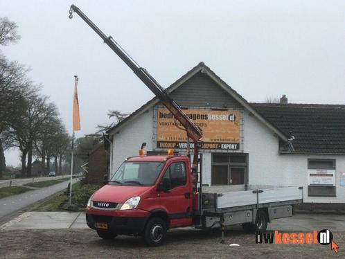 Iveco Daily 70C17 Euro 5 Open Laadbak Palfinger Kraan AC, Auto's, Bestelwagens en Lichte vracht, Bedrijf, ABS, Centrale vergrendeling