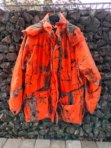 Veste de chasse  disponible aux enchères