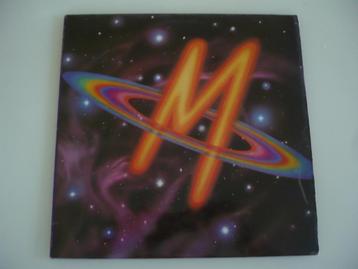 LP vinyl M (2) ( New York London Paris Munich ) beschikbaar voor biedingen