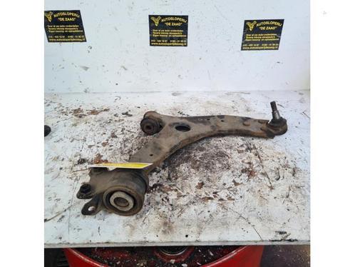 Draagarm rechts-voor van een Ford Focus, Auto-onderdelen, Ophanging en Onderstel, Ford, Gebruikt, 3 maanden garantie, Ophalen of Verzenden