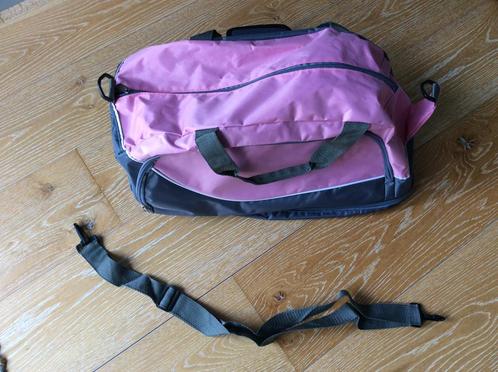 Sac gris et rose pâle, Handtassen en Accessoires, Tassen | Sporttassen, Ophalen