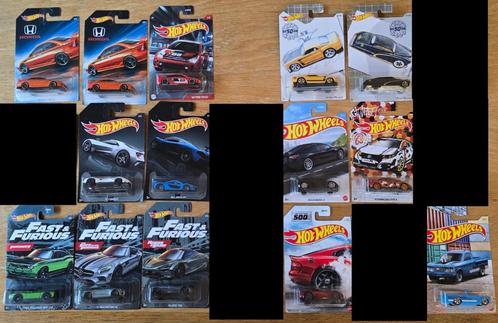 14x Hot Wheels - Grote kaart [Geopend], Hobby en Vrije tijd, Modelauto's | Overige schalen, Zo goed als nieuw, Auto, Ophalen of Verzenden