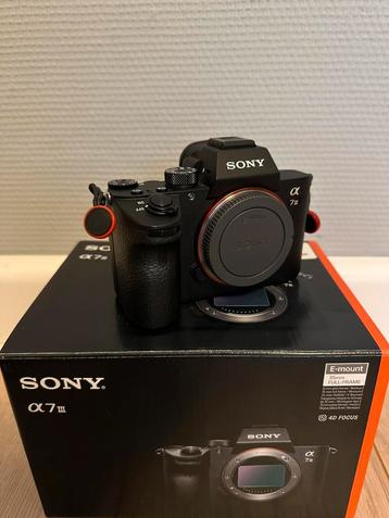 Sony A7 iii 1400clicks beschikbaar voor biedingen