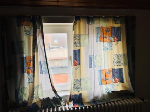 diverse kleinere gordijnen aan spotprijzen, Huis en Inrichting, Stoffering | Gordijnen en Lamellen, Zo goed als nieuw, Ophalen of Verzenden