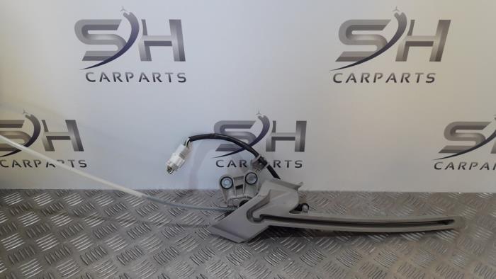 Motor bagageafdekking rechts van een Mercedes E-Klasse, Auto-onderdelen, Carrosserie, Mercedes-Benz, Gebruikt, 3 maanden garantie