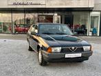 Carburateur Alfa Romeo 75 1.8 (1990) — Une pure passion ital, Autos, Oldtimers & Ancêtres, Achat, Entreprise, Boîte manuelle, Bleu