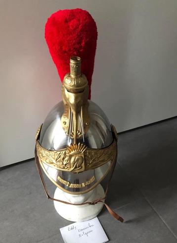 Parade helm beschikbaar voor biedingen