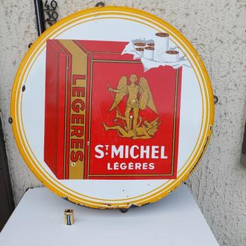 PLAQUE EMAILLEE ST MICHEL LEGERES CIGARETTES  BELGIQUE 1953 disponible aux enchères