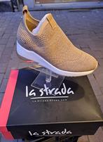 Nieuwe loafer van het merk LA STRADA, Kleding | Dames, Schoenen, Nieuw, Beige, Ophalen of Verzenden, Instappers