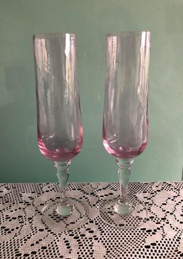 set 2 x IKEA konungslig  champagneglas roze beschikbaar voor biedingen