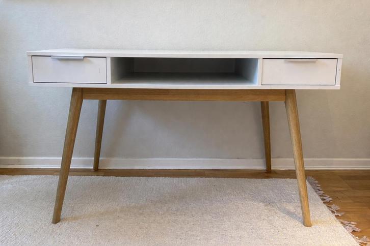 Bureau blanc avec pieds en bois, Maison & Meubles, Bureaux, Utilisé, Bureau, Enlèvement