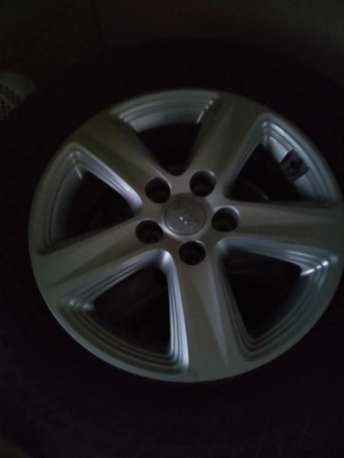Originele Kia Sportage wintervelgen en banden, Auto-onderdelen, Banden en Velgen, Band(en), Winterbanden, Gebruikt, Ophalen of Verzenden