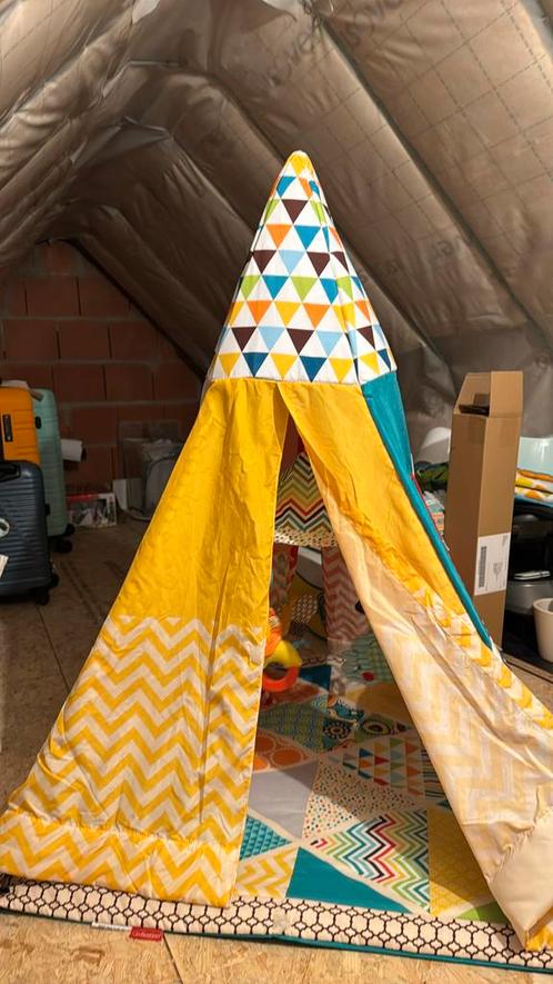 Infantino tipi tent, Kinderen en Baby's, Speelgoed | Speeltenten, Zo goed als nieuw, Ophalen