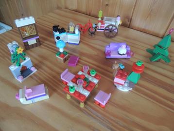 Légo friends - 7. Meubles et accessoires beschikbaar voor biedingen