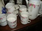 Deel van een Jugendstil koffieservies., Ophalen