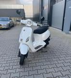 GTS Toscana dynamic 2025, Fietsen en Brommers, Zo goed als nieuw, Benzine, Ophalen, Overige merken