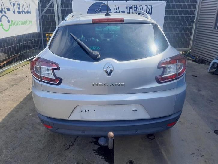 BUMPER ACHTER Renault Megane III Grandtour (KZ), Auto-onderdelen, Carrosserie, Bumper, Renault, Achter, Gebruikt