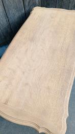 Salontafel eik. Geluchtgomd, Enlèvement