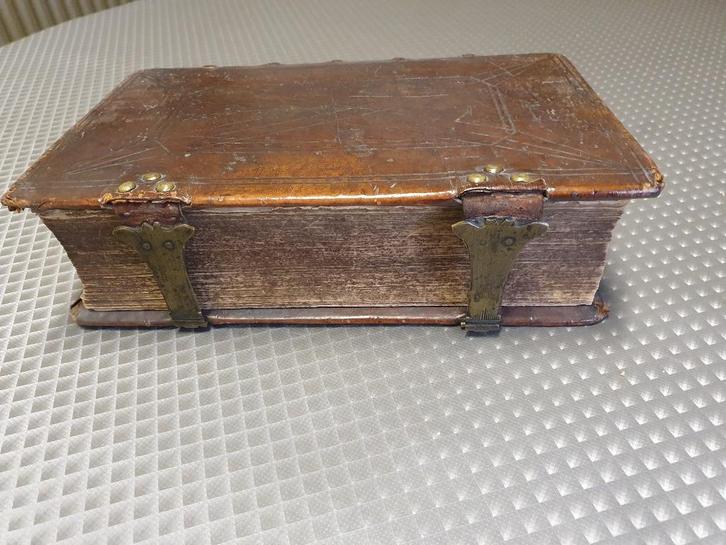 16de eeuws boek Nederlandstalig - uit België, Antiquités & Art, Antiquités | Livres & Manuscrits, Enlèvement ou Envoi