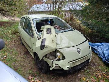 Renault Twingo beschadigd beschikbaar voor biedingen