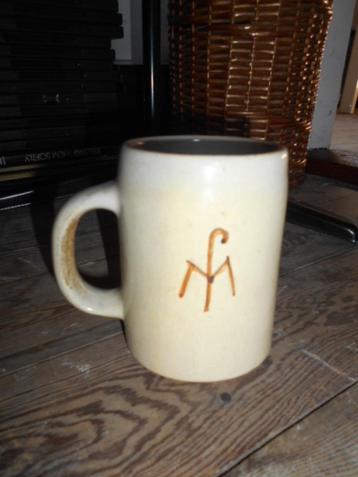 Verschillende mooie bierpotten / 8 stuks voor 5 € beschikbaar voor biedingen