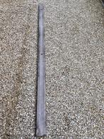 Een houten paslat., Enlèvement