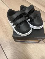 Zwarte Adidas schoenen maat 19, Kinderen en Baby's, Babykleding | Schoentjes en Sokjes, Schoentjes, Ophalen of Verzenden, Jongetje of Meisje