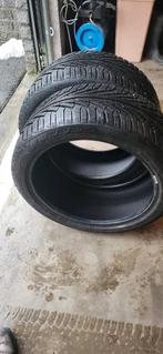 2 pneus neige 255 /40/R 19 V uniroyal, Autos : Pièces & Accessoires, Pneus & Jantes, Pneus hiver, 255 mm, Pneu(s), Utilisé