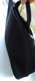 Housse pc portable 15/17 pouces nouvelle à saisir ️️️️️️️️️✅, Enlèvement, 17 pouces ou plus, Neuf, InCase