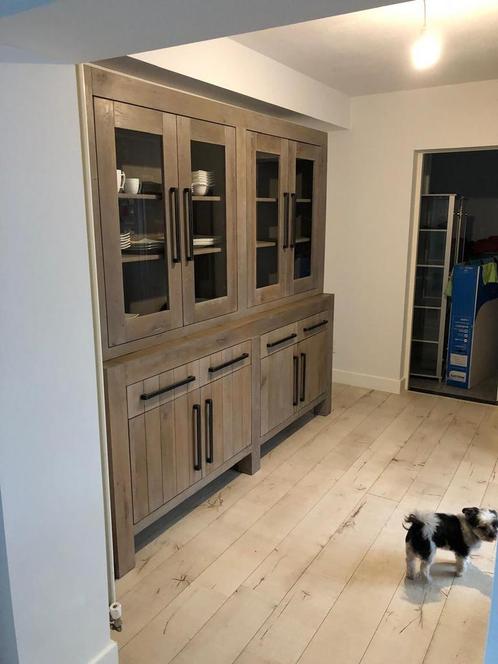 “Roots” buffetkast, Huis en Inrichting, Kasten | Buffetkasten, Zo goed als nieuw, 200 cm of meer, 200 cm of meer, 25 tot 50 cm