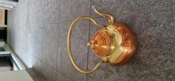 Koperen ketel beschikbaar voor biedingen