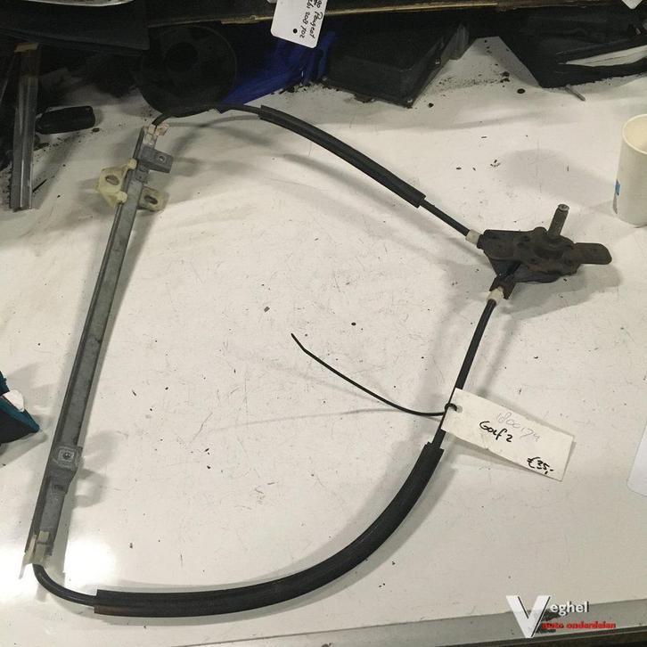 Vw Golf 2 1984 Raammechanisme Handbediend Linksvoor of Recht, Auto-onderdelen, Ruiten en Toebehoren, Gebruikt, Ophalen of Verzenden