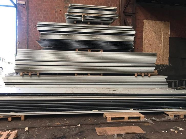 Panneaux sandwich à usage unique, Bricolage & Construction, Plaques & Panneaux, Utilisé, Autres matériaux, 20 à 50 mm, Enlèvement