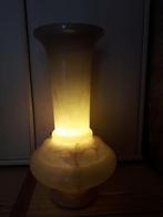 Lamp albast, 40 cm hoog, Huis en Inrichting, Woonaccessoires | Vazen, Ophalen, Overige materialen, Geel, Zo goed als nieuw