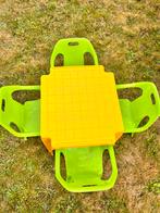 Tafeltje en 4 stoeltjes, vijfde stoel (blauw) gratis!, Kinderen en Baby's, Kinderstoelen, Ophalen, Zo goed als nieuw