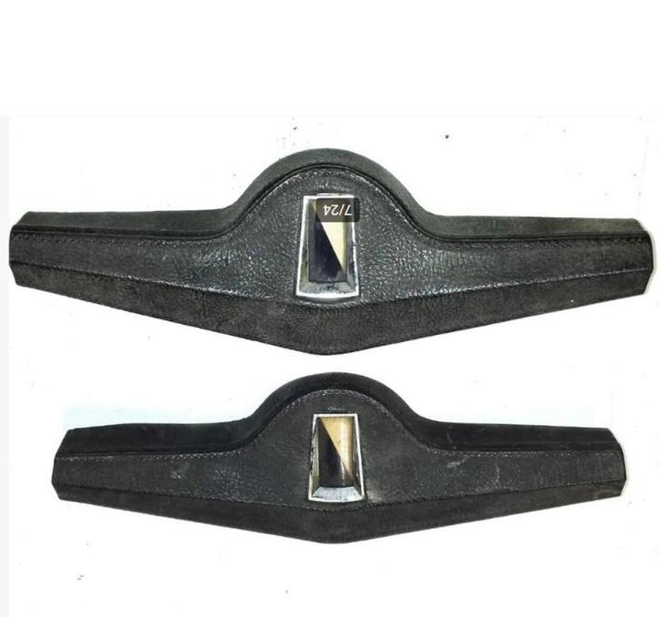 Besturing onderdelen stuur Claxon ring afwerkkap Peugeot 404, Auto-onderdelen, Besturing, Peugeot, Gebruikt, Ophalen of Verzenden