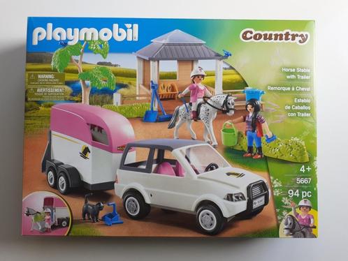 Playmobil Manege Country paarden stal jeep met trailer 5667, Kinderen en Baby's, Speelgoed | Playmobil, Zo goed als nieuw, Complete set