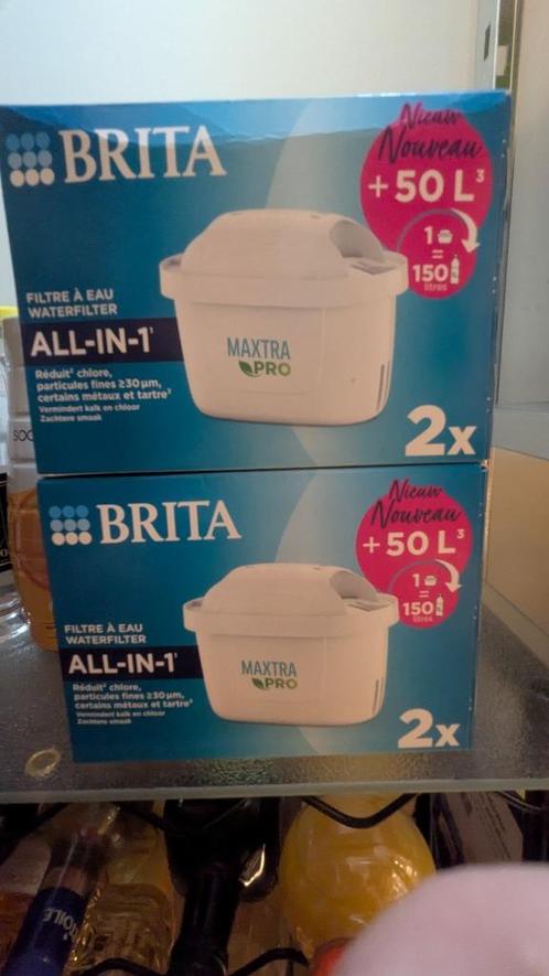 Nieuw 2x Brita waterkan, led indicator, filter, Huis en Inrichting, Keuken | Keukenbenodigdheden, Nieuw, Ophalen of Verzenden