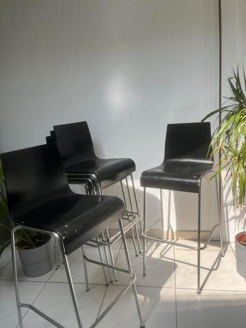 Set van 6 hoge stoelen – metaal & zwart gelakt hout beschikbaar voor biedingen