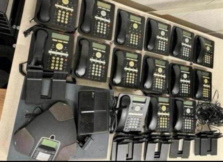 XL Kantoor SET - Avaya ip500 v2 konftel 300Mx 15x telefoon, Telecommunicatie, Datacommunicatie en VoIP, Zo goed als nieuw, Ophalen of Verzenden