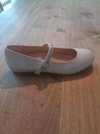 Jolies chaussures taille 35, Unisa, Comme neuf, Enlèvement, Chaussures