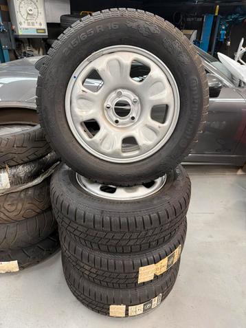 Nieuwe winterwielen Dacia Duster 215/65 R16 98T beschikbaar voor biedingen