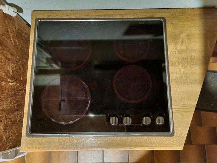 Vitrokeramische kookplaat 4 zones, Elektronische apparatuur, Kookplaten, Gebruikt, Inbouw, Keramisch, 4 kookzones, Ophalen